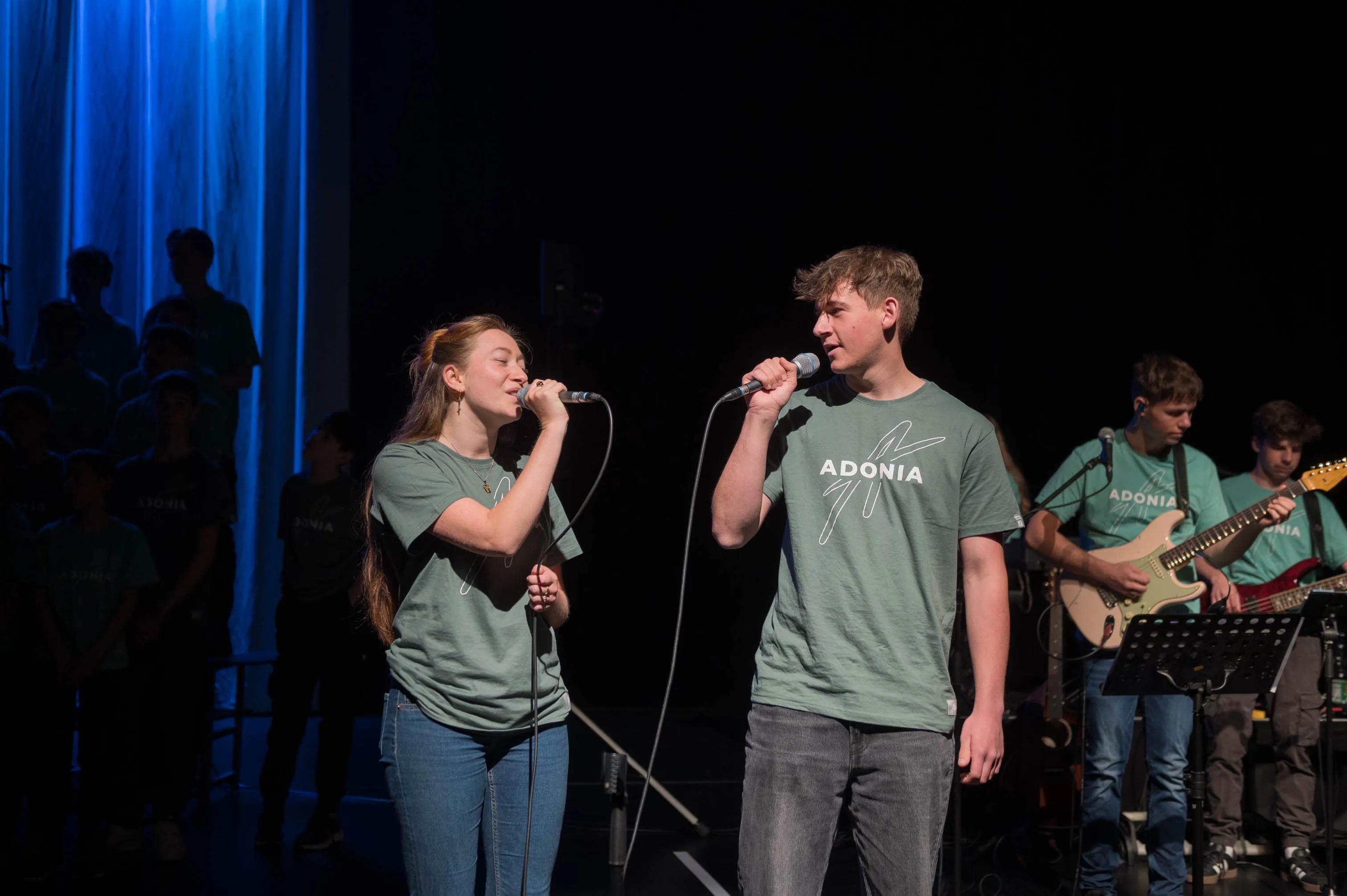 20250423_8313_Adonia_LQ