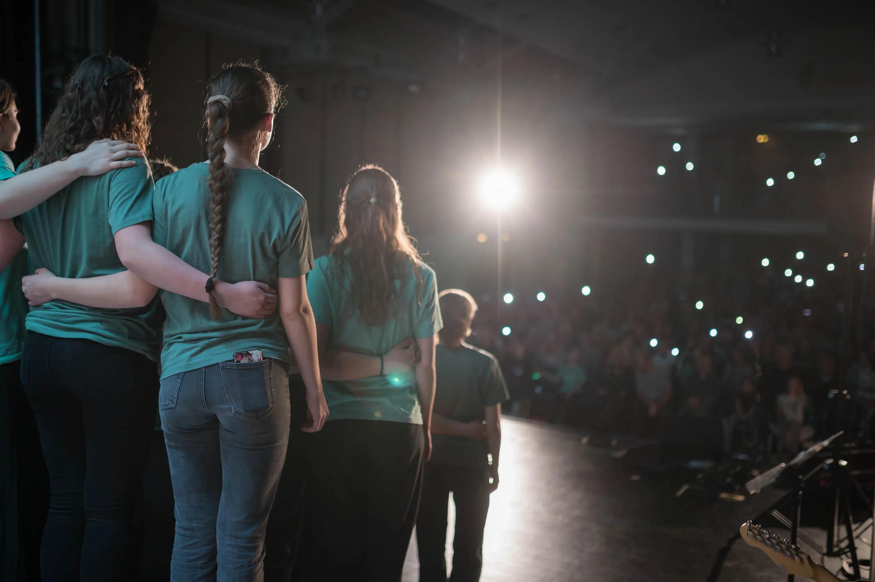 20250424_1888_Adonia_LQ