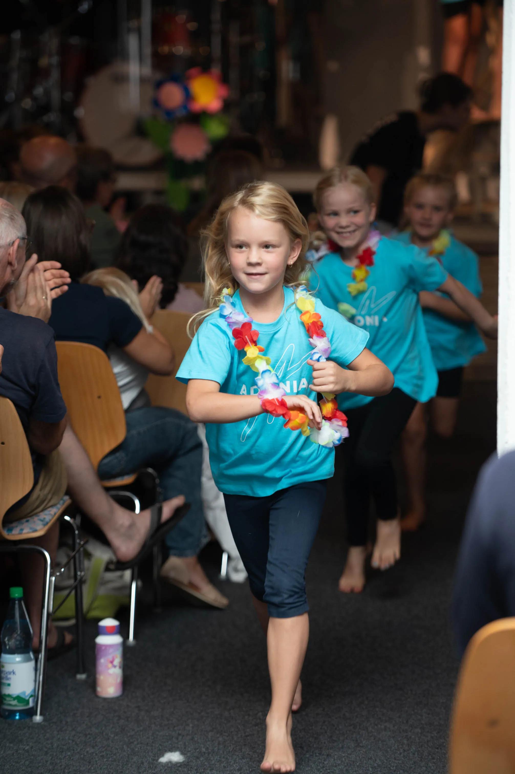 20250822_0886_Adonia_LQ