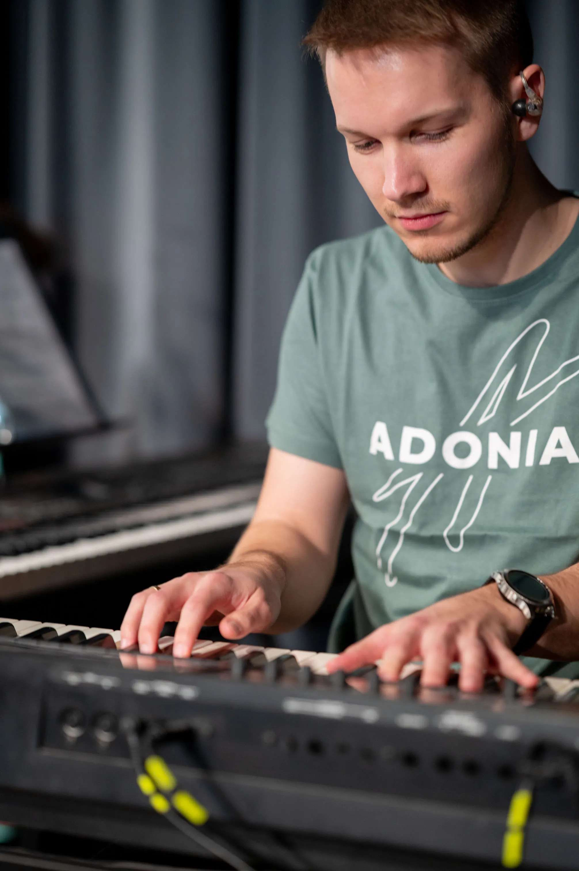 20241030_5147_Adonia_LQ