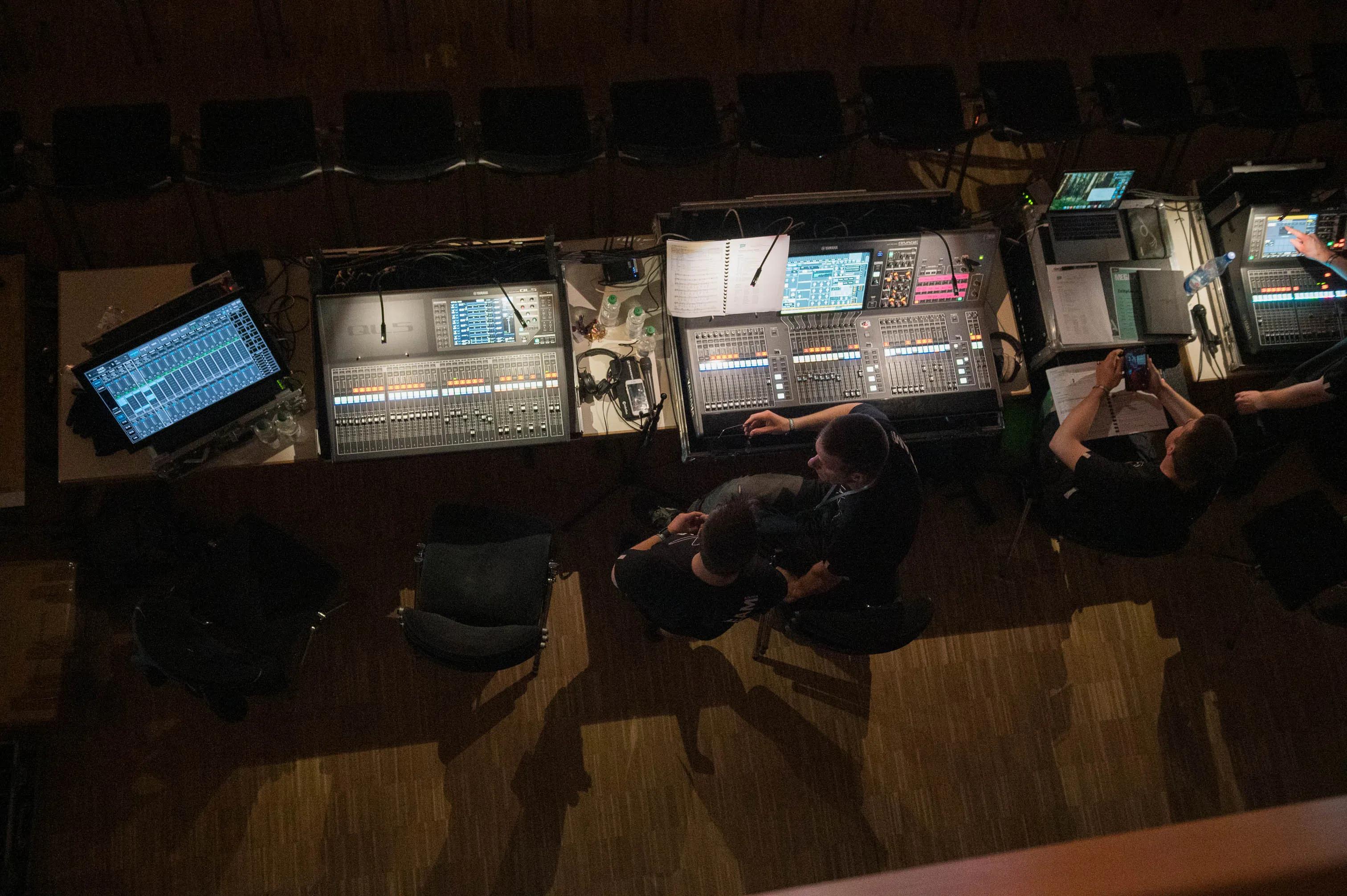 20250628_5589_Adonia_LQ