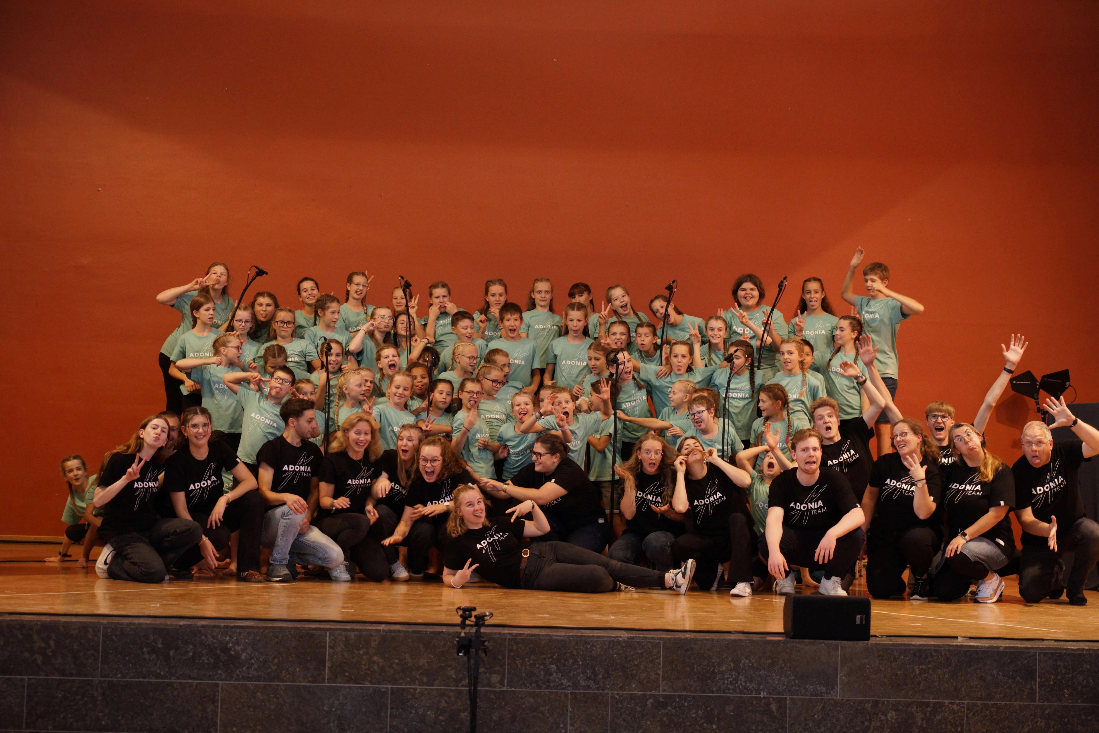 J12_cd4c26fb4a85ed61f3becac08d4eb187c0af3136065be98301ffff1071607676